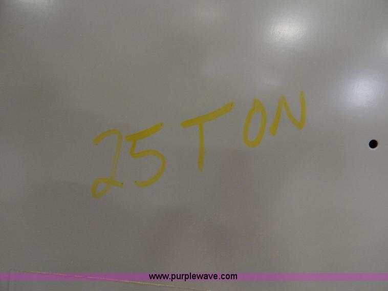 image for item H3418 Trane 25 ton roof top AC and heating unit