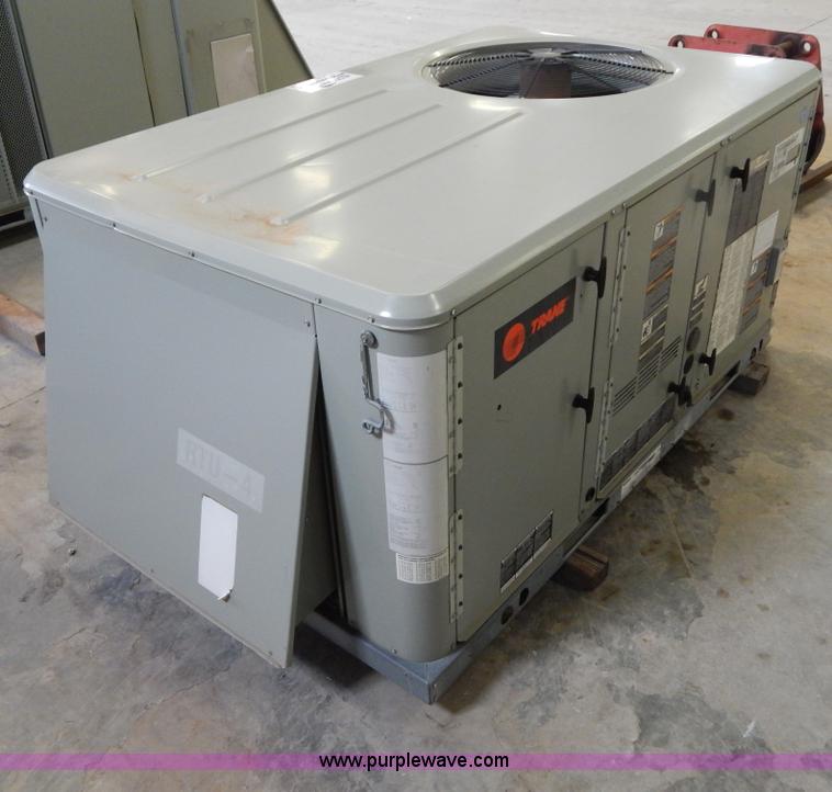 image for item H3419 Trane three ton rooftop AC and heating unit