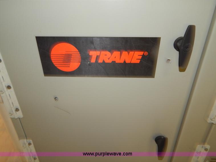 image for item H3419 Trane three ton rooftop AC and heating unit