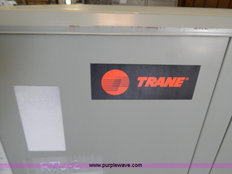 image for item H3420 Trane 12 ton rooftop AC and heating unit
