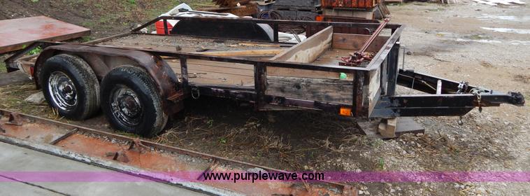image for item H3452 1992 Custom 14' flatbed trailer