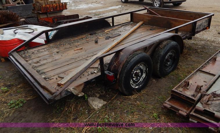 image for item H3452 1992 Custom 14' flatbed trailer