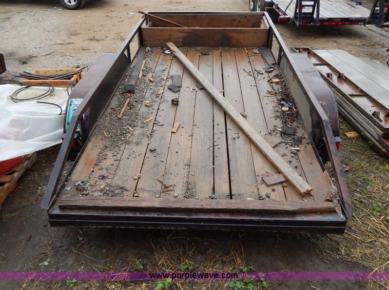 image for item H3452 1992 Custom 14' flatbed trailer