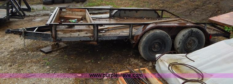 image for item H3452 1992 Custom 14' flatbed trailer