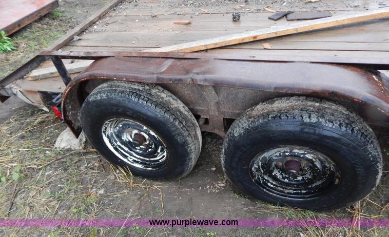 image for item H3452 1992 Custom 14' flatbed trailer