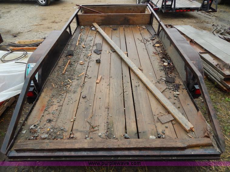 image for item H3452 1992 Custom 14' flatbed trailer