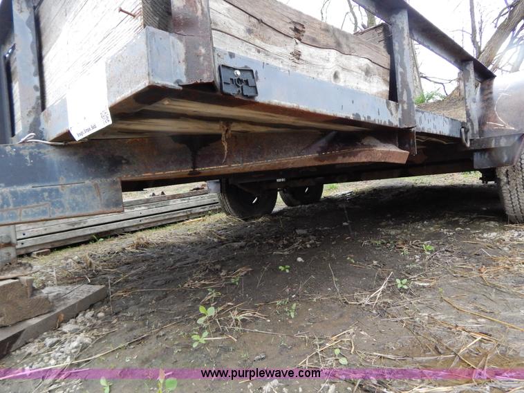 image for item H3452 1992 Custom 14' flatbed trailer
