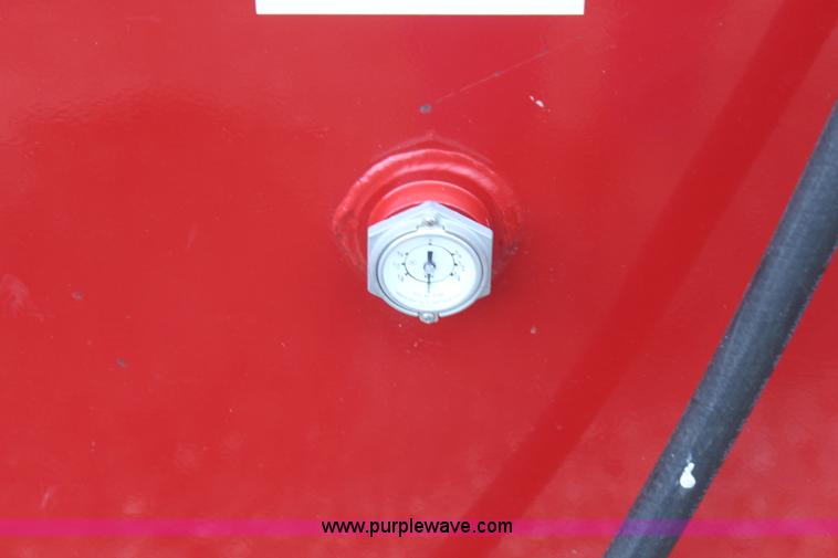 image for item H6107 500 gallon fuel tank