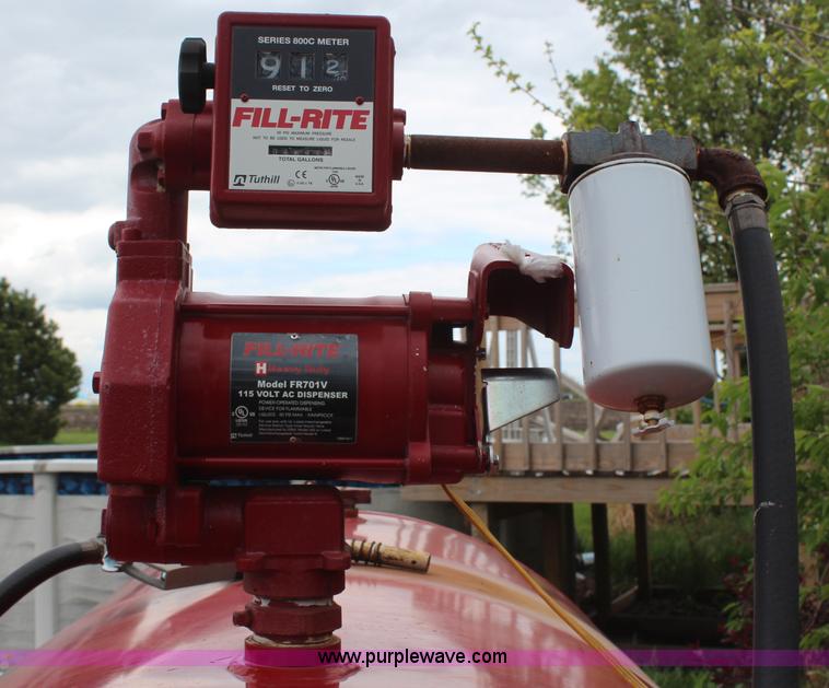 image for item H6107 500 gallon fuel tank