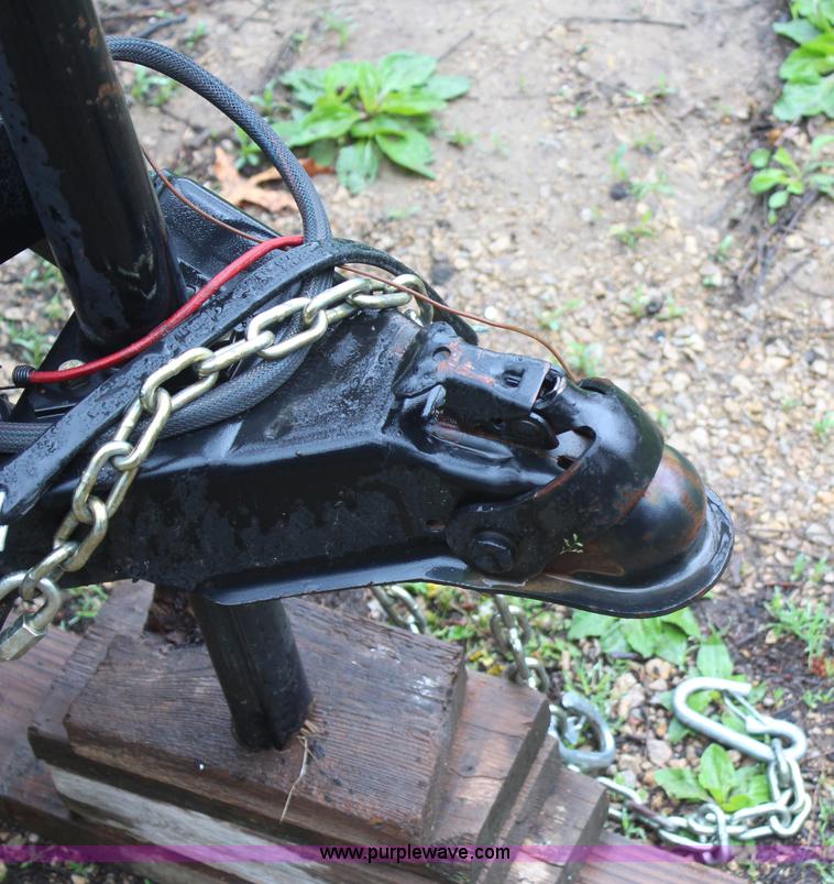 image for item H6112 2008 Fleetwood E3 popup camper