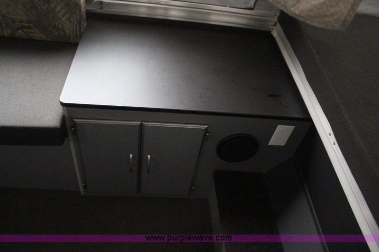 image for item H6112 2008 Fleetwood E3 popup camper