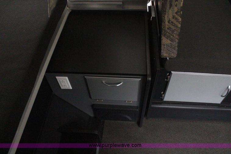 image for item H6112 2008 Fleetwood E3 popup camper