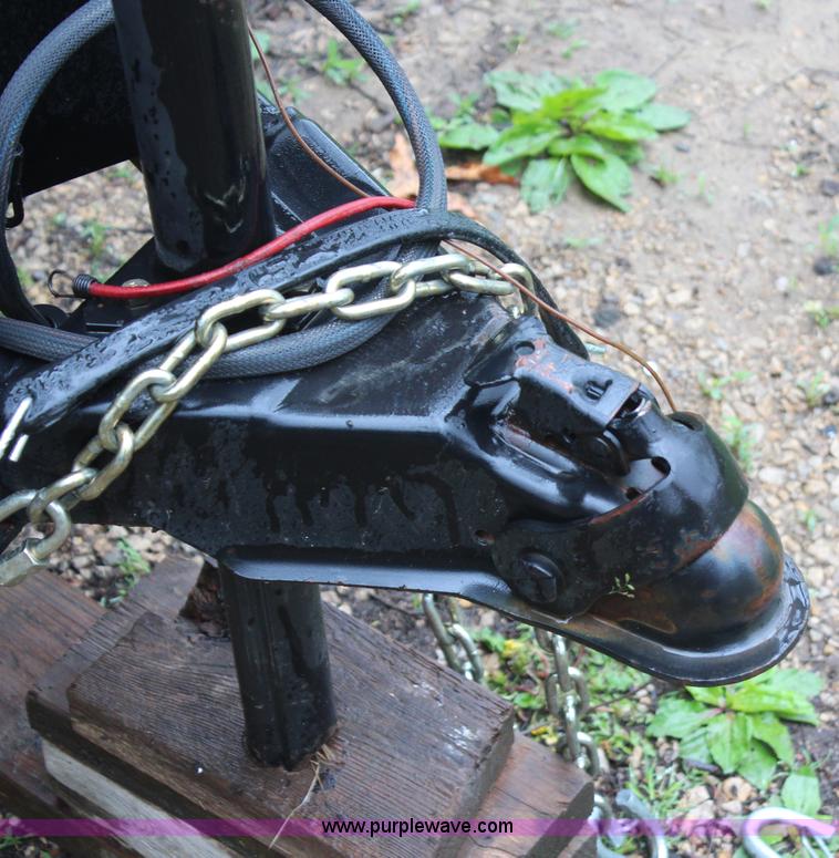 image for item H6112 2008 Fleetwood E3 popup camper