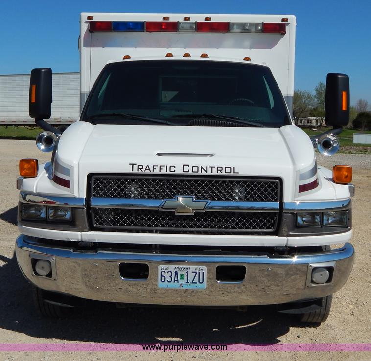 image for item I1005 2008 Chevrolet C4500 ambulance