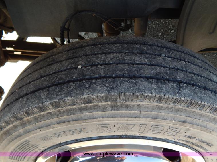 image for item I1005 2008 Chevrolet C4500 ambulance