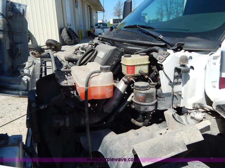 image for item I1005 2008 Chevrolet C4500 ambulance