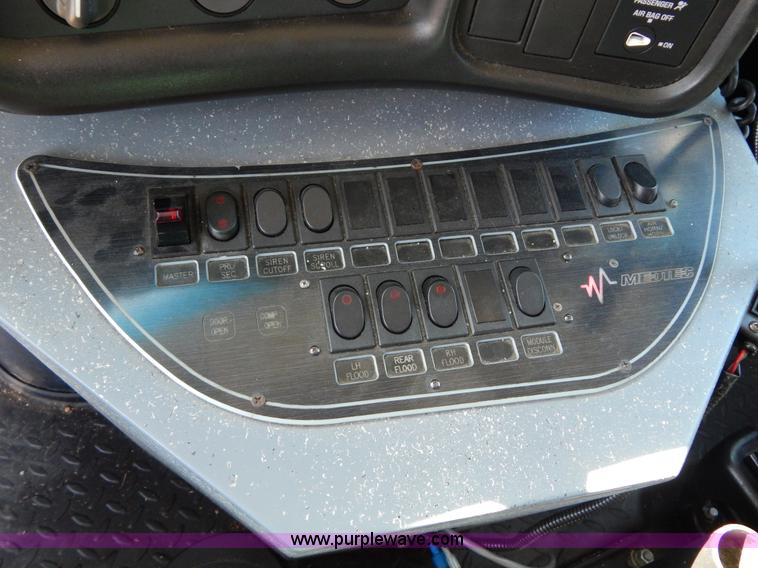 image for item I1005 2008 Chevrolet C4500 ambulance