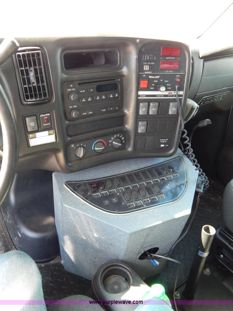 image for item I1005 2008 Chevrolet C4500 ambulance