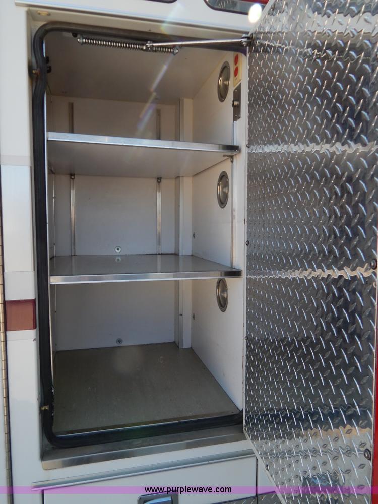 image for item I1005 2008 Chevrolet C4500 ambulance