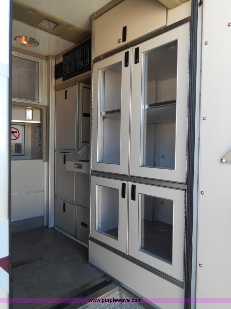 image for item I1005 2008 Chevrolet C4500 ambulance