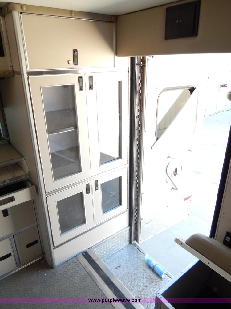 image for item I1005 2008 Chevrolet C4500 ambulance