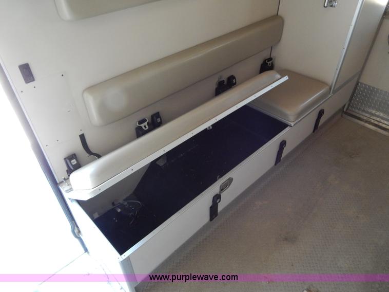 image for item I1005 2008 Chevrolet C4500 ambulance