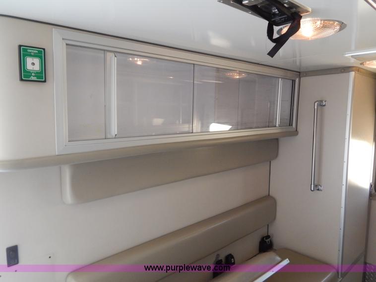 image for item I1005 2008 Chevrolet C4500 ambulance