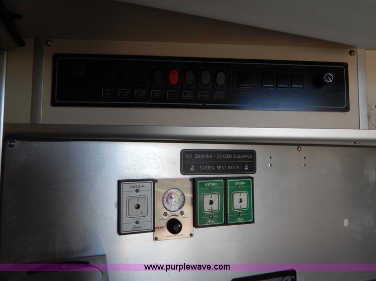 image for item I1005 2008 Chevrolet C4500 ambulance