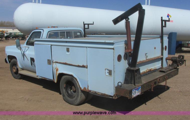 image for item I2718 1979 Chevrolet Silverado C30 service truck