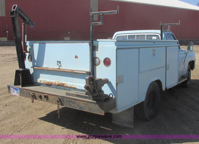 image for item I2718 1979 Chevrolet Silverado C30 service truck