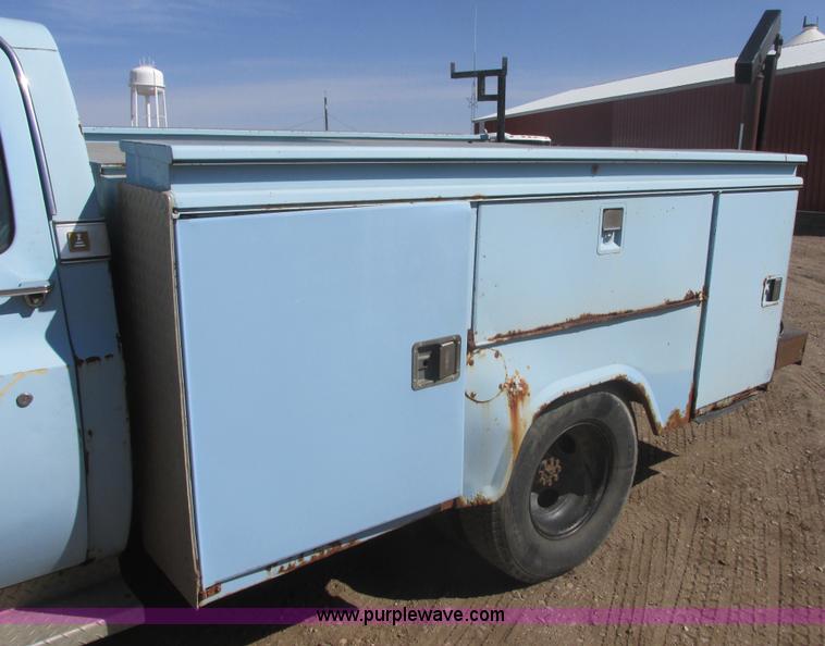image for item I2718 1979 Chevrolet Silverado C30 service truck