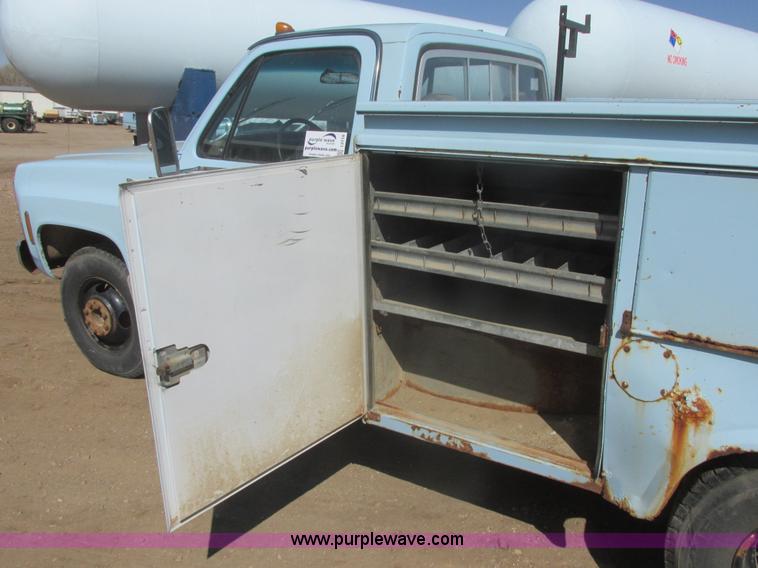 image for item I2718 1979 Chevrolet Silverado C30 service truck