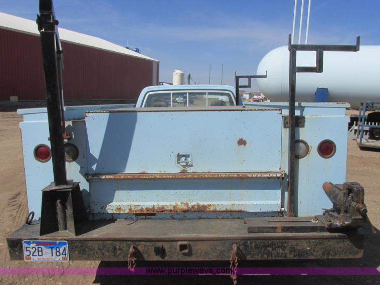 image for item I2718 1979 Chevrolet Silverado C30 service truck