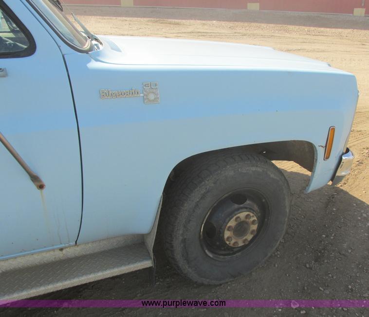 image for item I2718 1979 Chevrolet Silverado C30 service truck