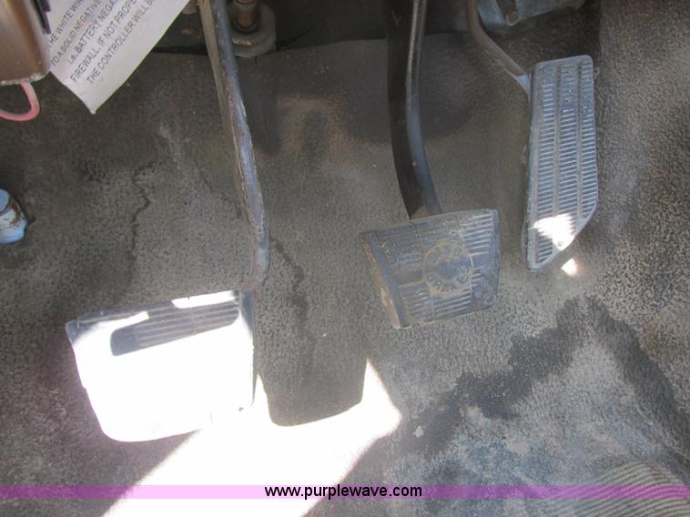image for item I2718 1979 Chevrolet Silverado C30 service truck
