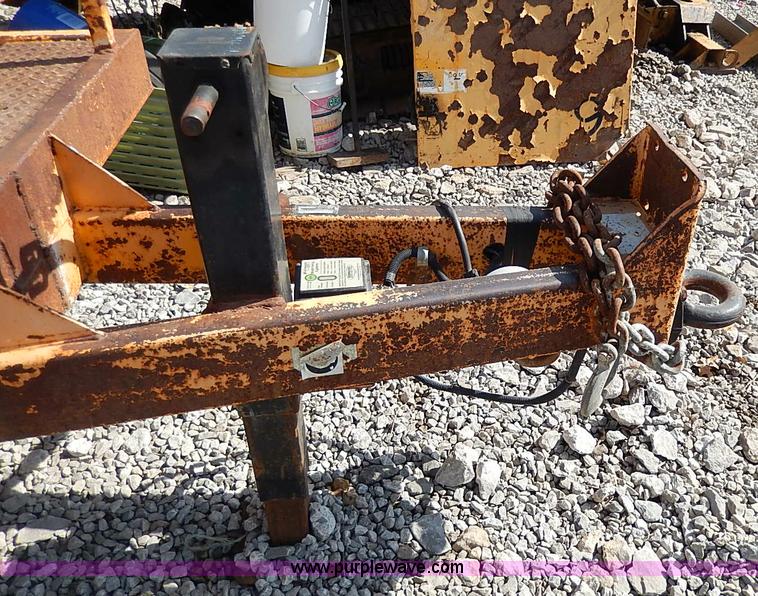 image for item I9283 2000 Commodore Corp trailer with Vactron PMD800SDT vac unit