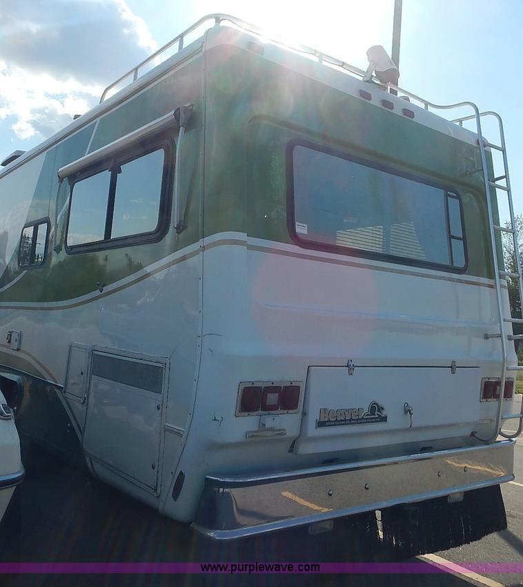 image for item J3217 1984 Chevrolet P30 Beaver RV