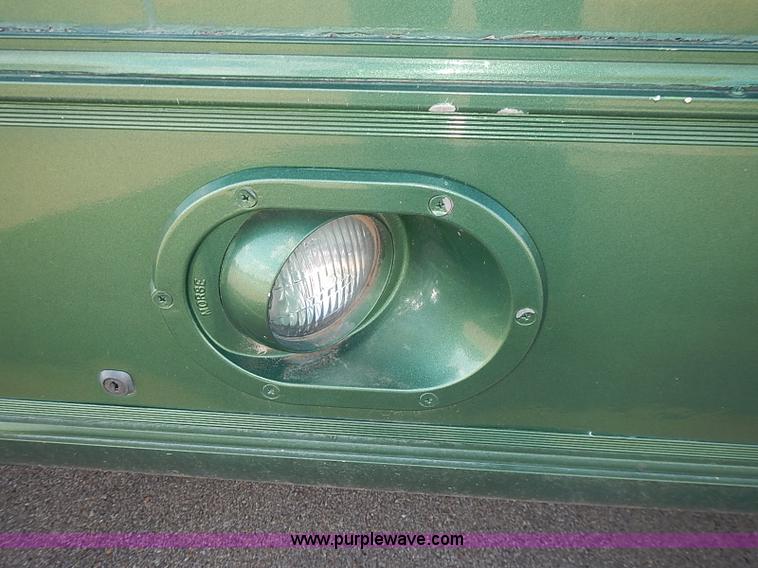 image for item J3217 1984 Chevrolet P30 Beaver RV