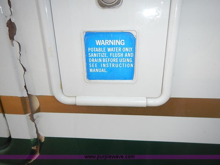 image for item J3217 1984 Chevrolet P30 Beaver RV