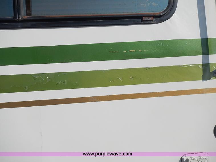 image for item J3217 1984 Chevrolet P30 Beaver RV