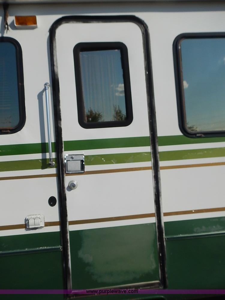 image for item J3217 1984 Chevrolet P30 Beaver RV