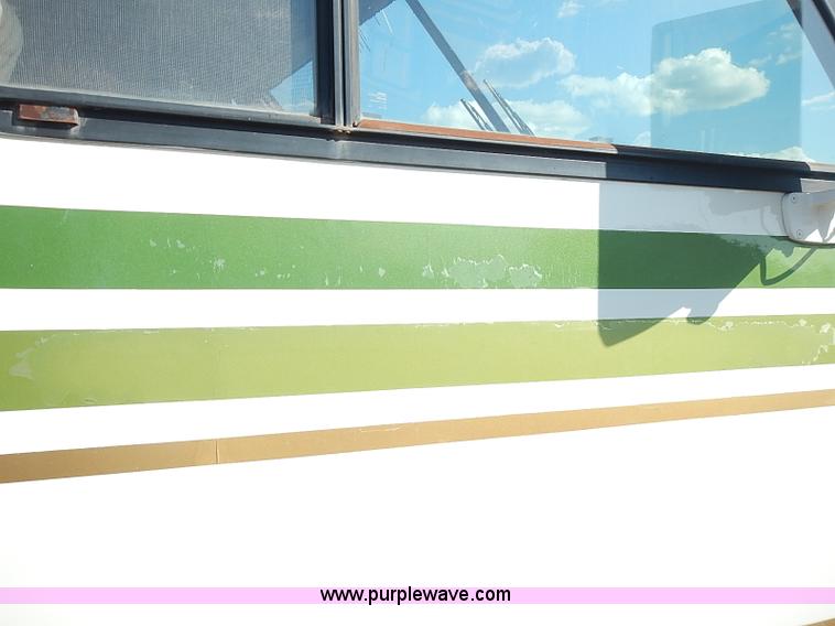 image for item J3217 1984 Chevrolet P30 Beaver RV