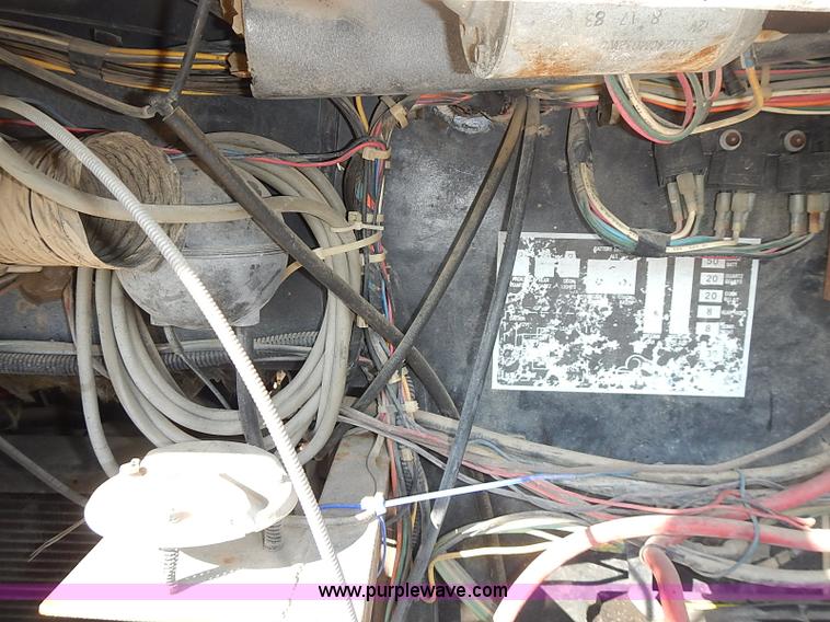 image for item J3217 1984 Chevrolet P30 Beaver RV