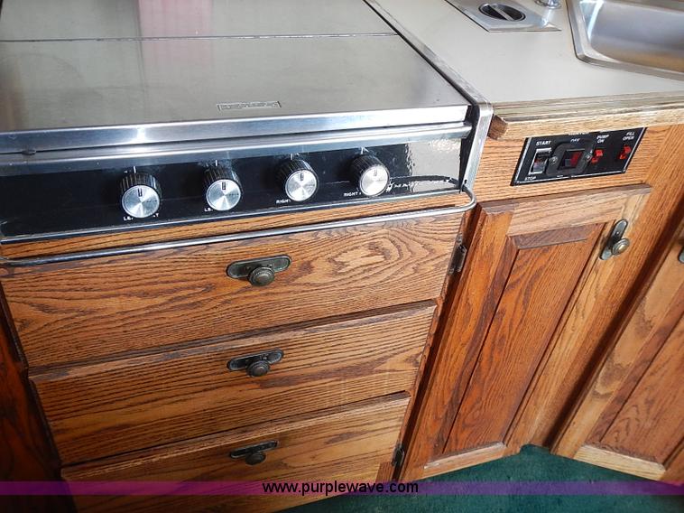 image for item J3217 1984 Chevrolet P30 Beaver RV