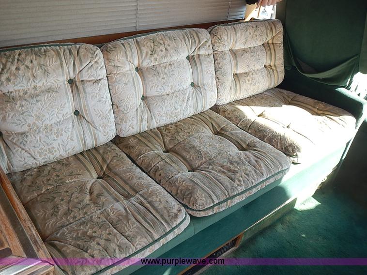 image for item J3217 1984 Chevrolet P30 Beaver RV