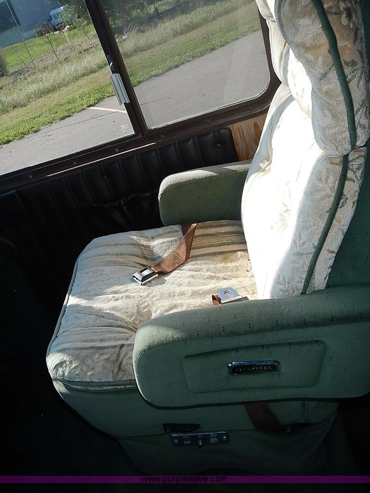 image for item J3217 1984 Chevrolet P30 Beaver RV