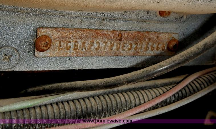 image for item J3217 1984 Chevrolet P30 Beaver RV