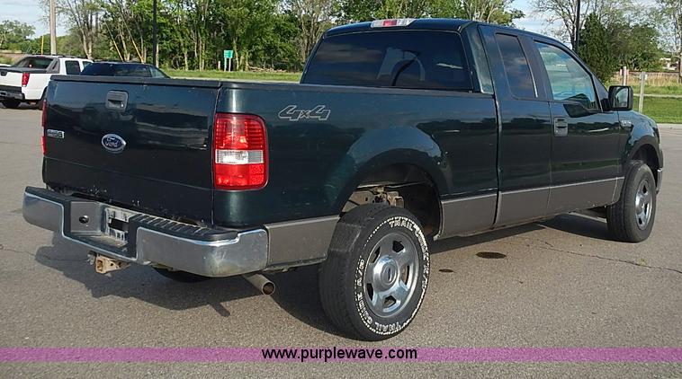 image for item J3233 2005 Ford F150 XLT SuperCab pickup truck