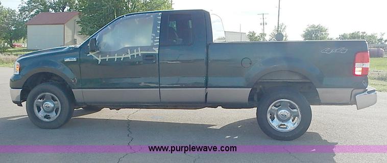 image for item J3233 2005 Ford F150 XLT SuperCab pickup truck