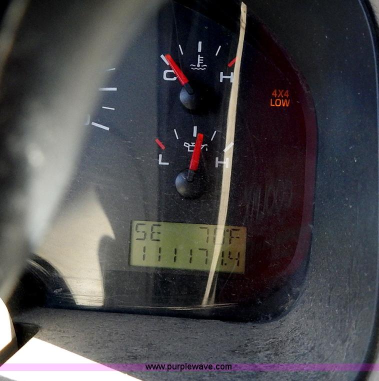 image for item J3233 2005 Ford F150 XLT SuperCab pickup truck